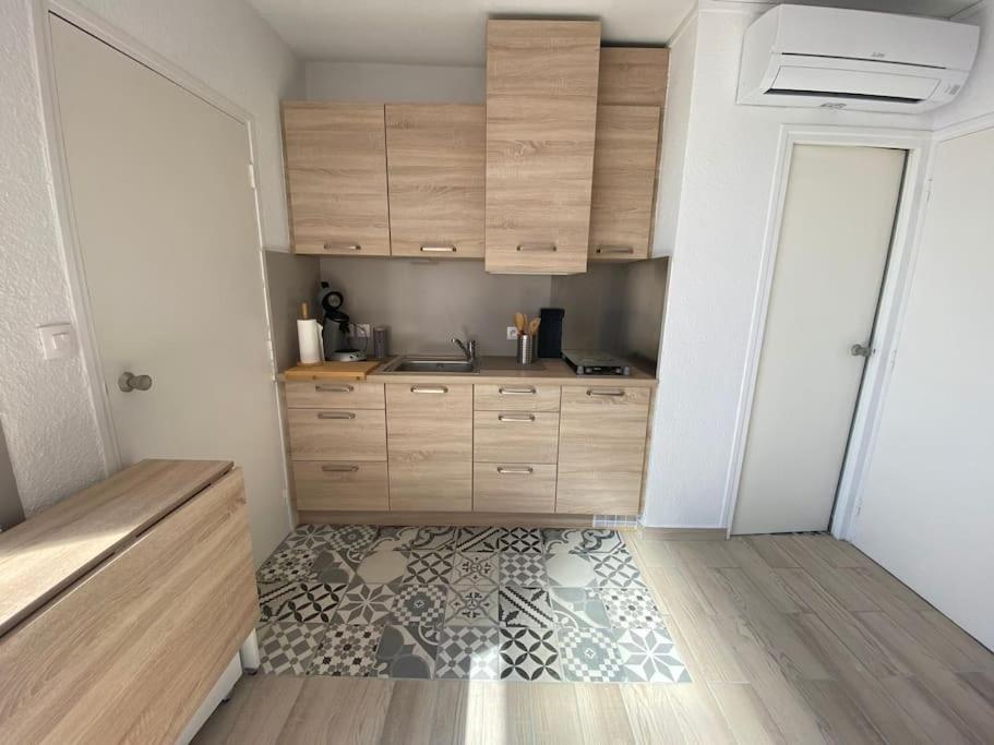 Appartement Renove A 150 M De La Plage Le Barcares Bagian luar foto
